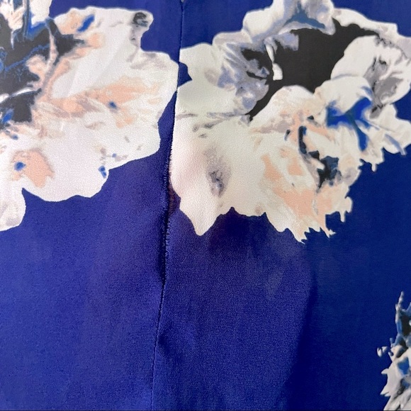 Vince Camuto Blue Floral Print Blouse size S - Picture 5 of 9